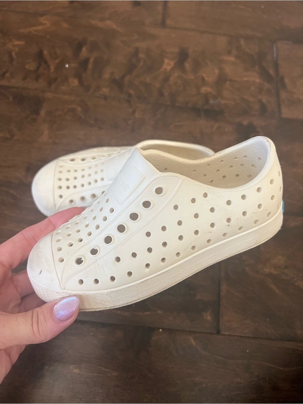 Native Unisex Kids White Slip-On Shoes - Picture 6 of 6